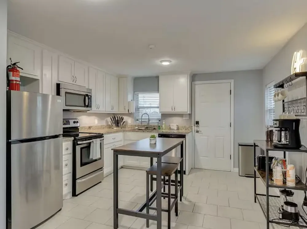 2800 Primrose Avenue #A Fort Worth, TX 76111