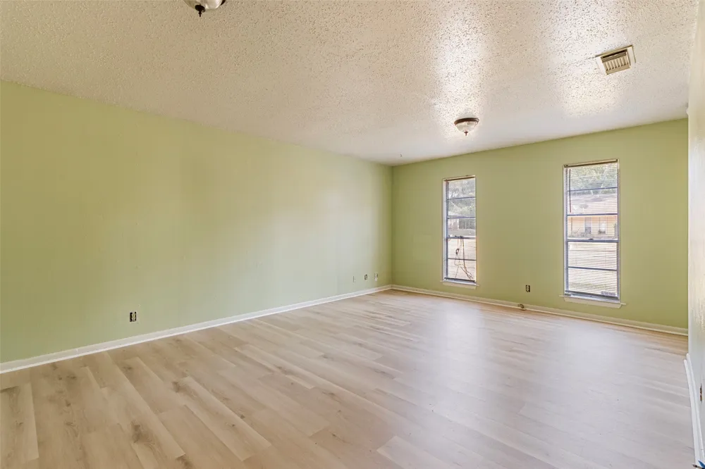 309 Blake Drive #B Longview, TX 75604