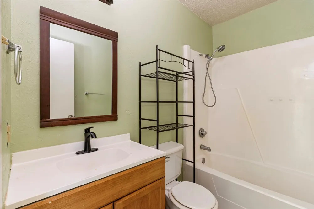 309 Blake Drive #B Longview, TX 75604
