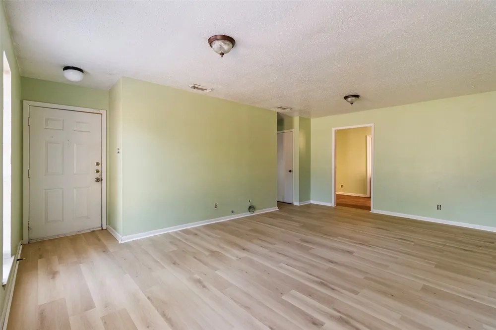 309 Blake Drive #B Longview, TX 75604