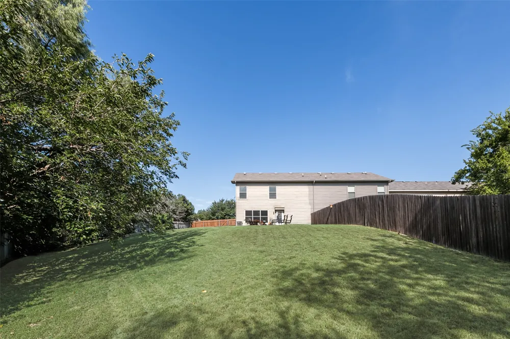 7408 Lazy Spur Boulevard Fort Worth, TX 76131