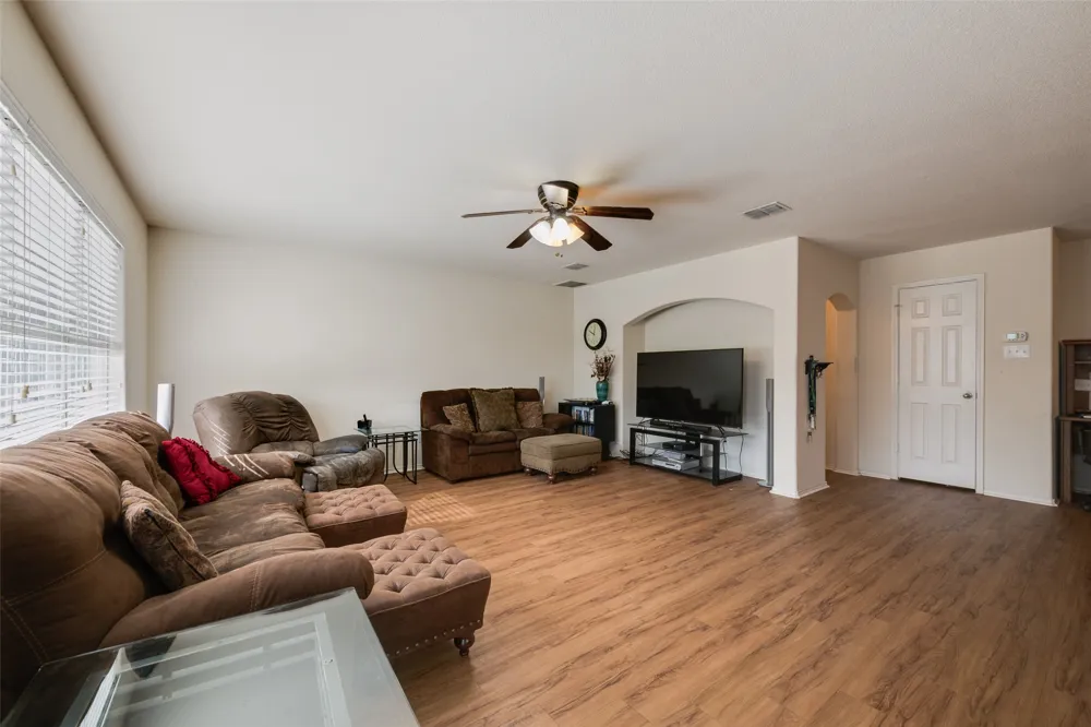 7408 Lazy Spur Boulevard Fort Worth, TX 76131
