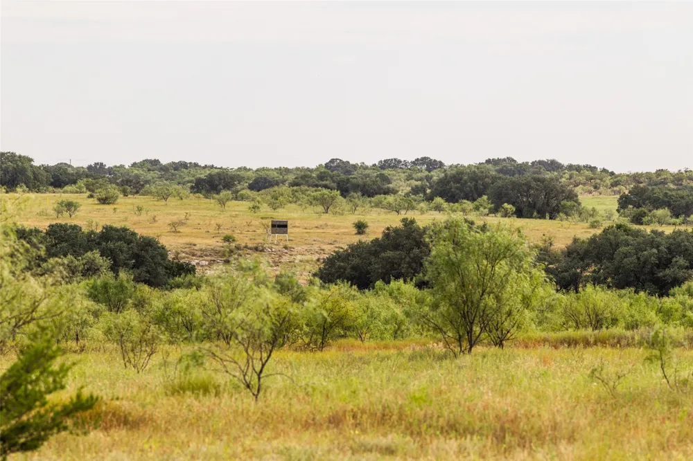1312 W US Highway 84 Mullin, TX 76864