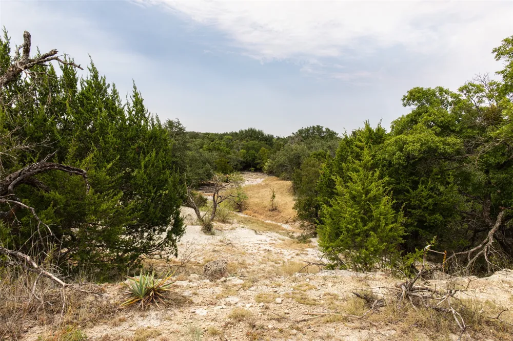 1312 W US Highway 84 Mullin, TX 76864