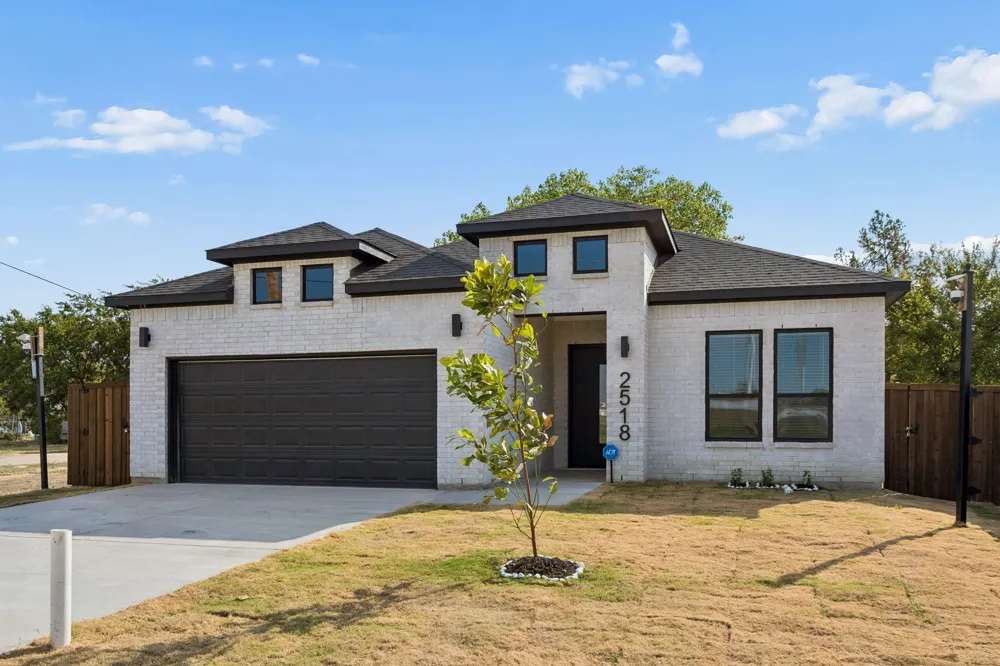 2518 Jeff Street Dallas, TX 75212