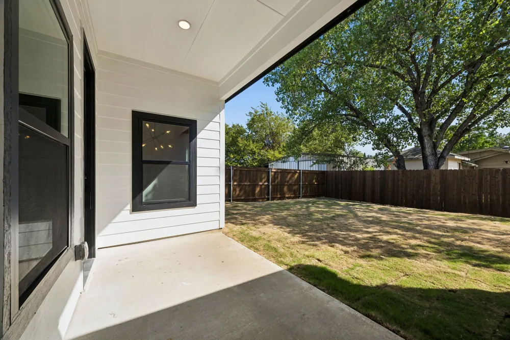 2518 Jeff Street Dallas, TX 75212