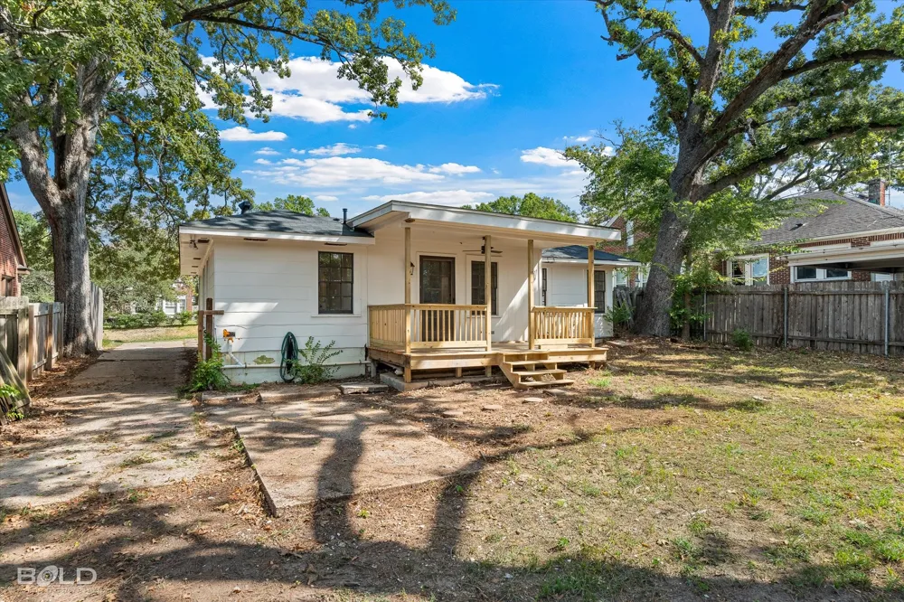 547 Forest Avenue Shreveport, LA 71104