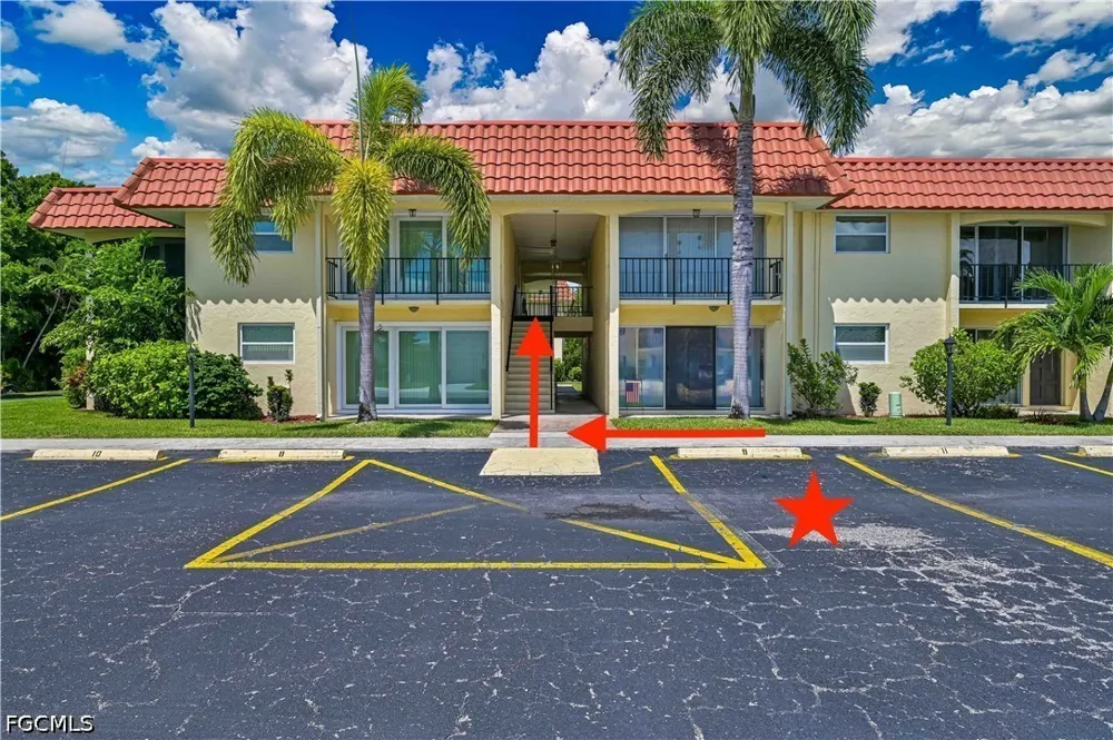 Memoli Lane #9 Fort Myers, FL 33919