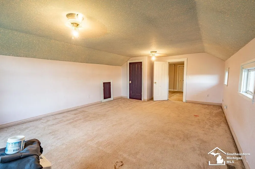 5703 Carson Highway Adrian Township, MI 46001