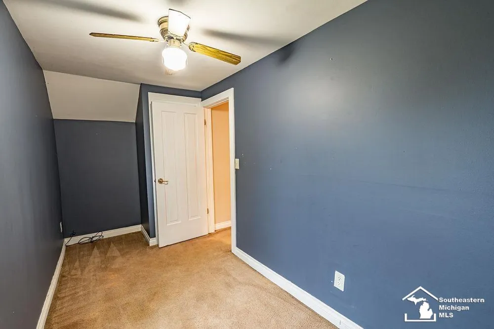 5703 Carson Highway Adrian Township, MI 46001