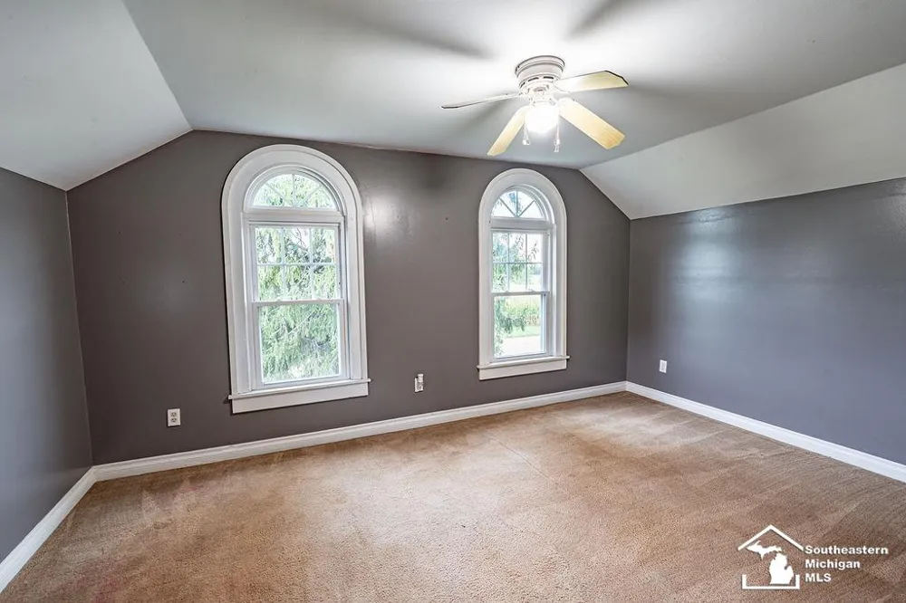 5703 Carson Highway Adrian Township, MI 46001