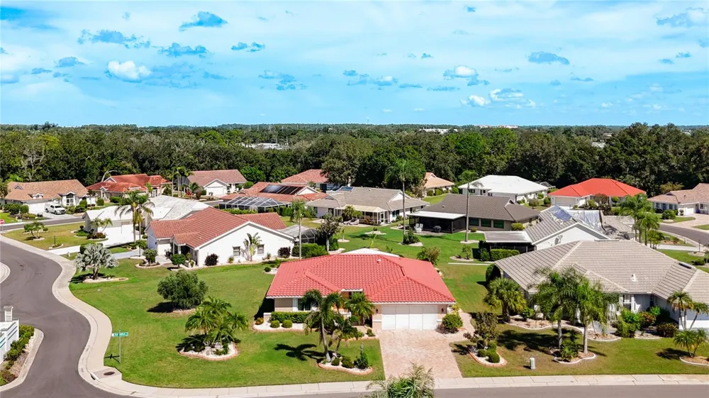 2005 NEW BEDFORD DRIVE Sun City Center, FL 33573