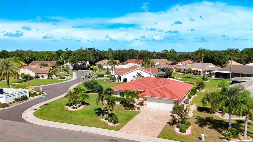 2005 NEW BEDFORD DRIVE Sun City Center, FL 33573