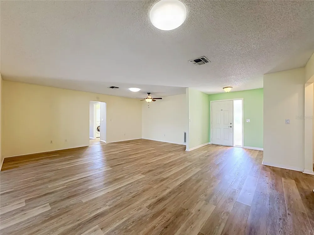 2005 NEW BEDFORD DRIVE Sun City Center, FL 33573