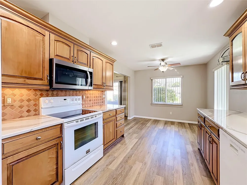 2005 NEW BEDFORD DRIVE Sun City Center, FL 33573