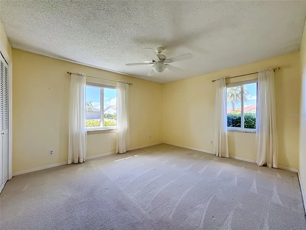 2005 NEW BEDFORD DRIVE Sun City Center, FL 33573
