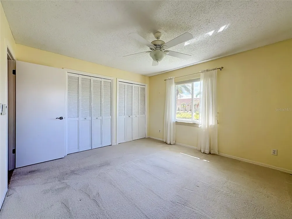 2005 NEW BEDFORD DRIVE Sun City Center, FL 33573
