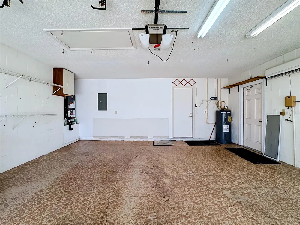 2005 NEW BEDFORD DRIVE Sun City Center, FL 33573