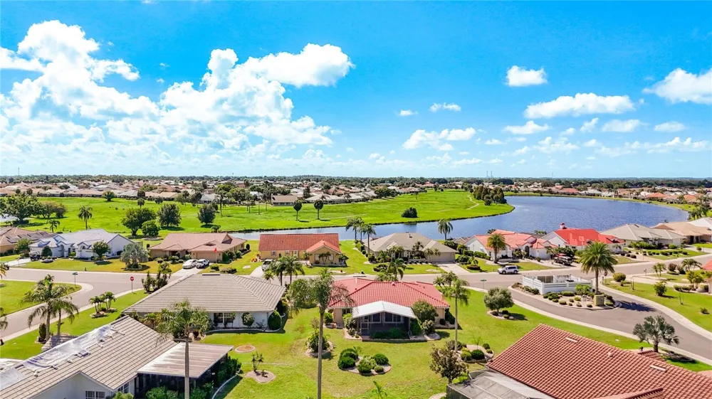 2005 NEW BEDFORD DRIVE Sun City Center, FL 33573