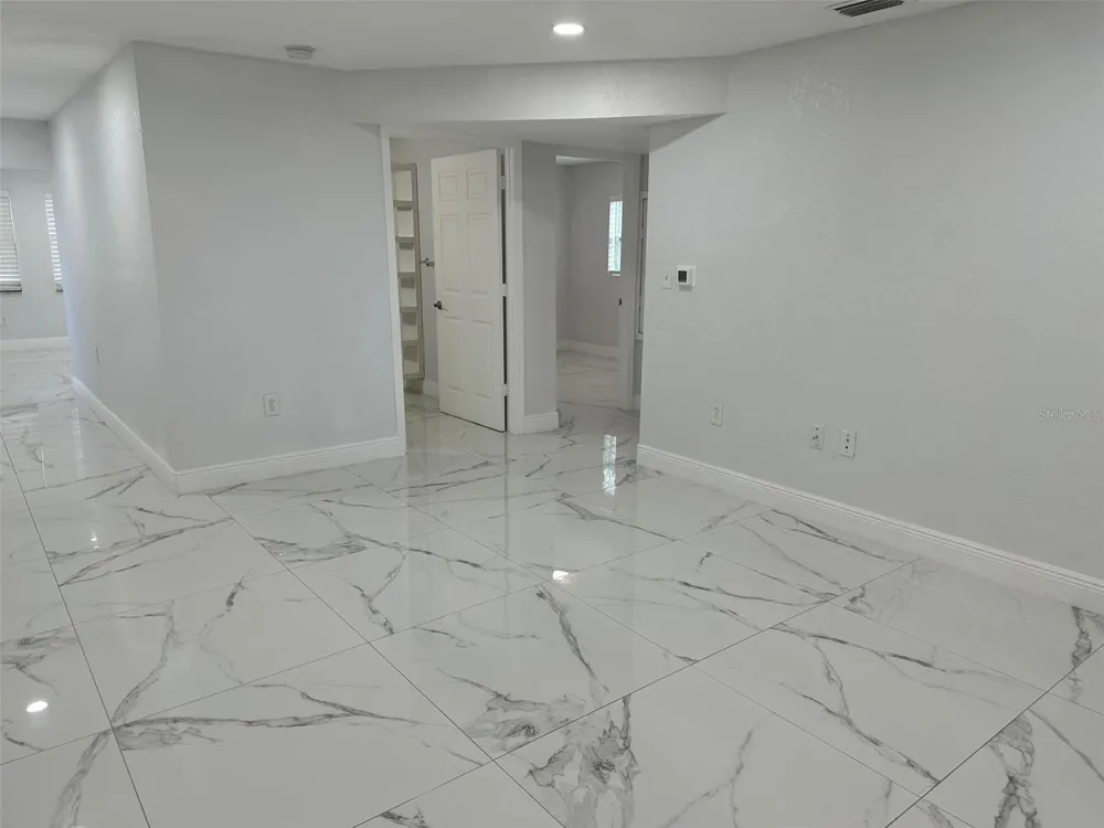 1710 S WASHINGTON AVENUE #9 Titusville, FL 32780