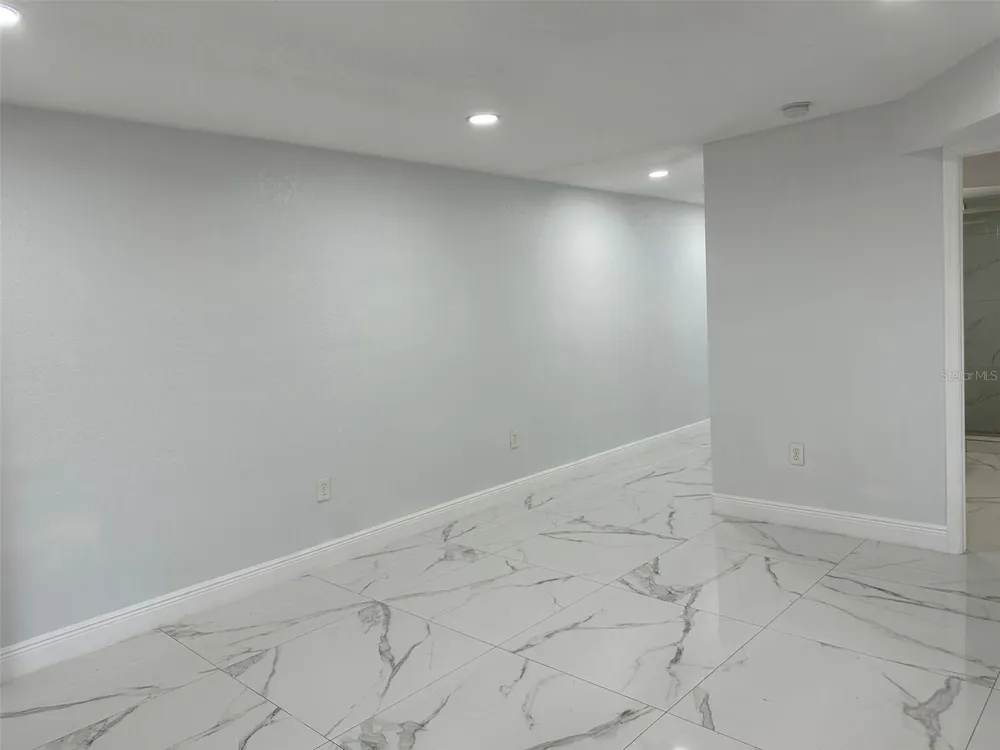 1710 S WASHINGTON AVENUE #9 Titusville, FL 32780