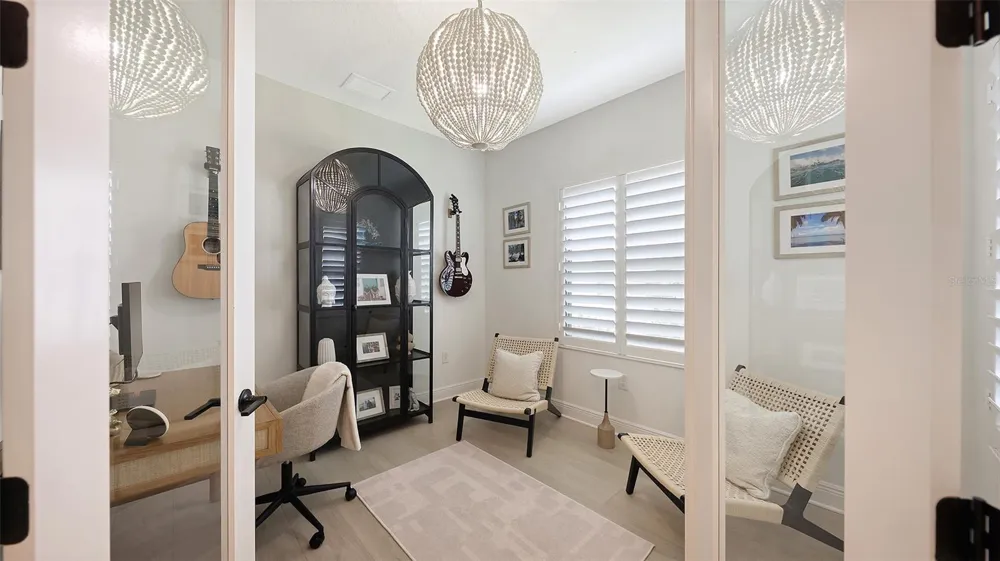2545 STAR APPLE WAY Sarasota, FL 34240