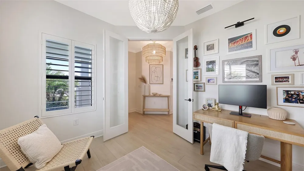 2545 STAR APPLE WAY Sarasota, FL 34240