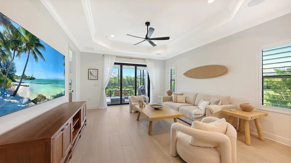 2545 STAR APPLE WAY Sarasota, FL 34240
