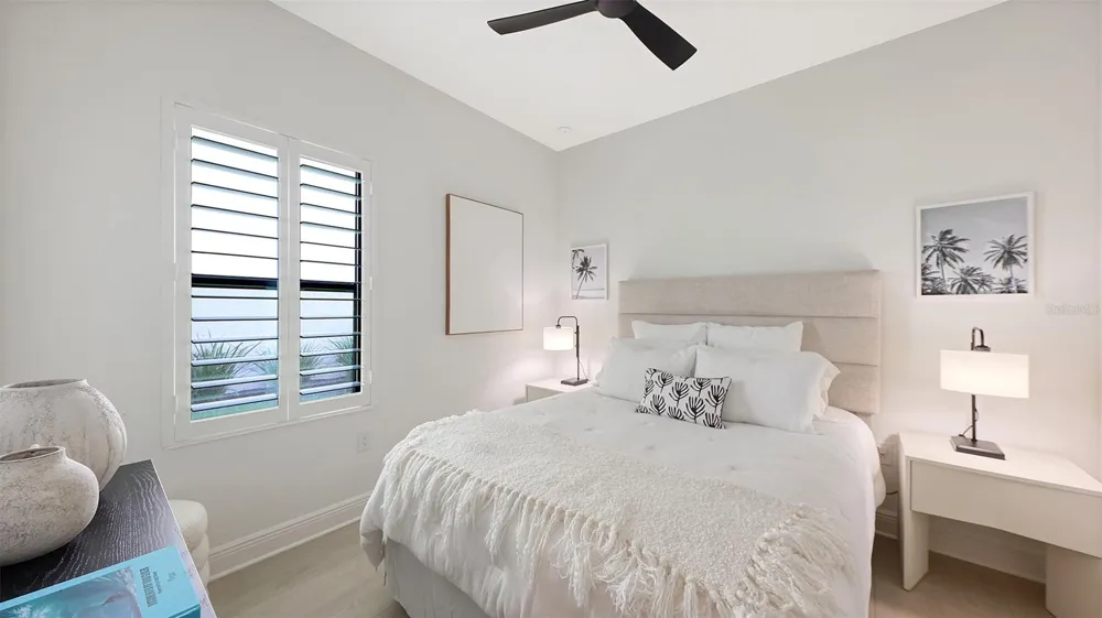 2545 STAR APPLE WAY Sarasota, FL 34240
