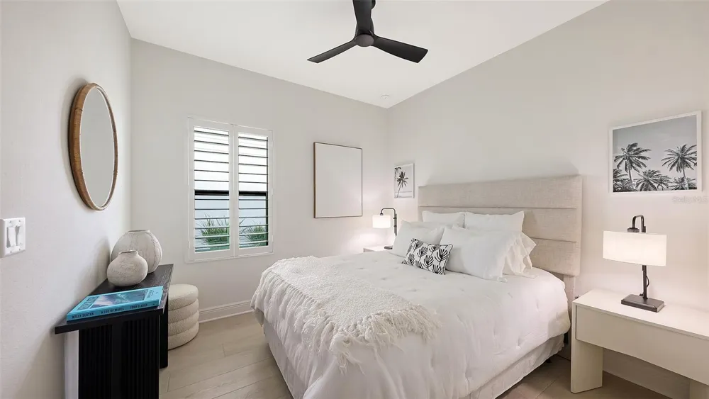 2545 STAR APPLE WAY Sarasota, FL 34240