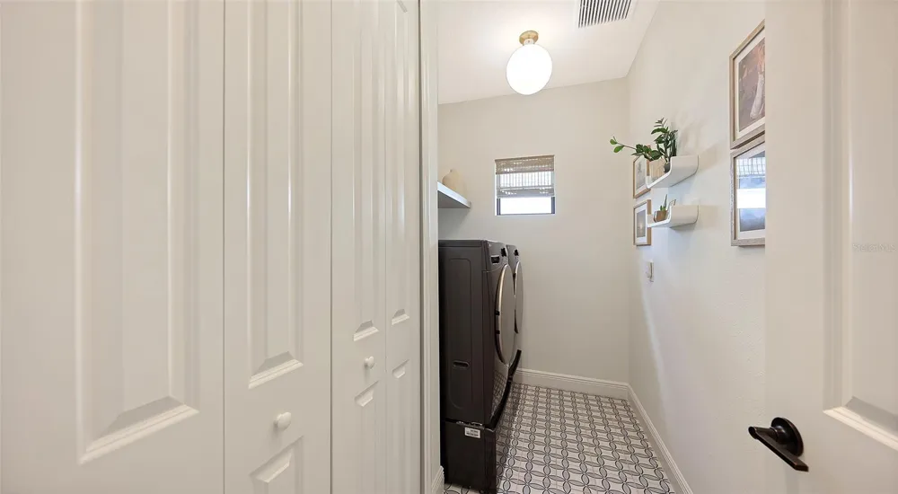 2545 STAR APPLE WAY Sarasota, FL 34240