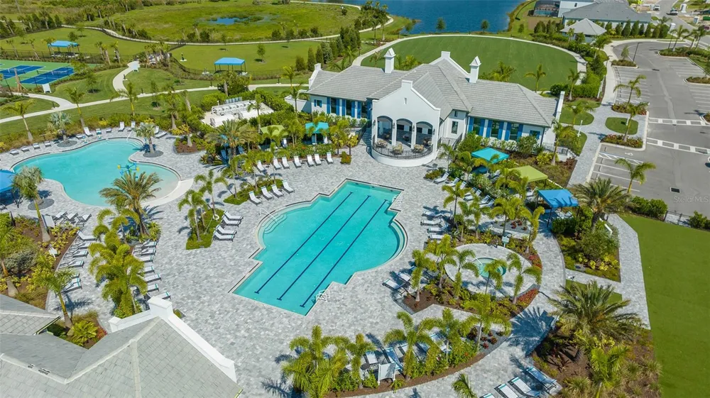 2545 STAR APPLE WAY Sarasota, FL 34240