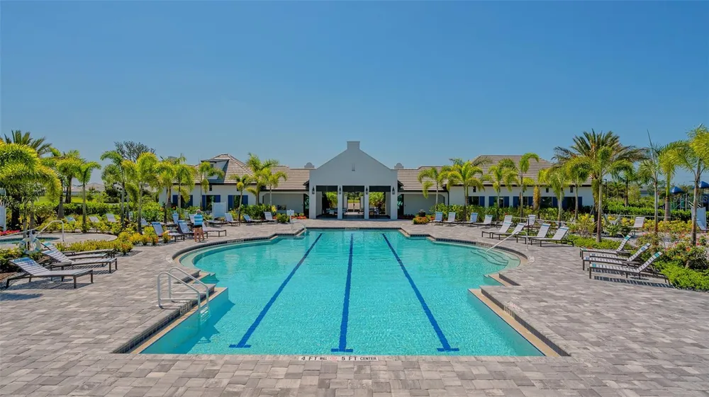 2545 STAR APPLE WAY Sarasota, FL 34240