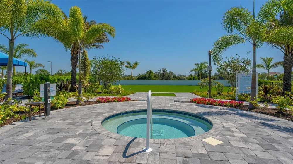 2545 STAR APPLE WAY Sarasota, FL 34240