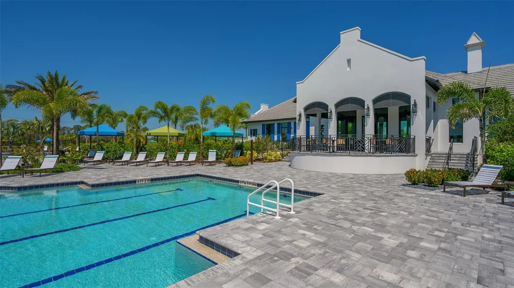 2545 STAR APPLE WAY Sarasota, FL 34240