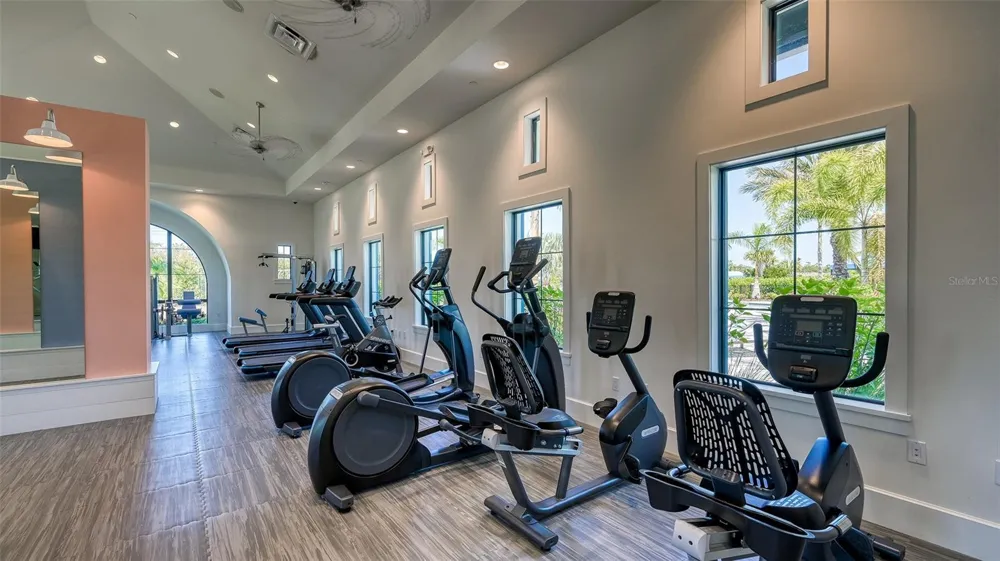 2545 STAR APPLE WAY Sarasota, FL 34240