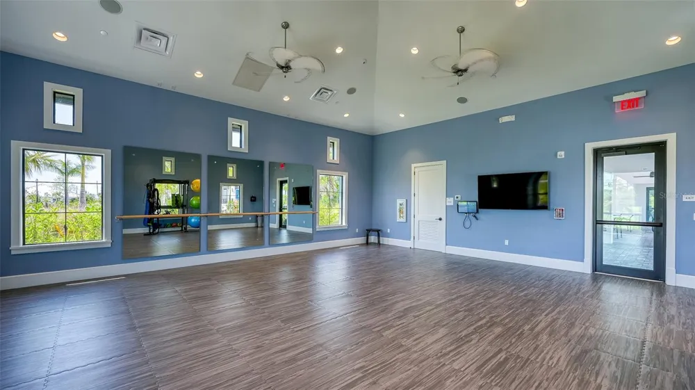 2545 STAR APPLE WAY Sarasota, FL 34240