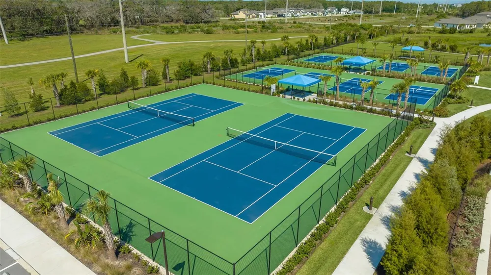 2545 STAR APPLE WAY Sarasota, FL 34240