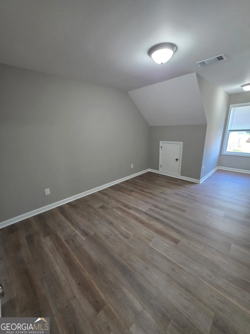 111 Charlotte CIR Statham, GA 30666