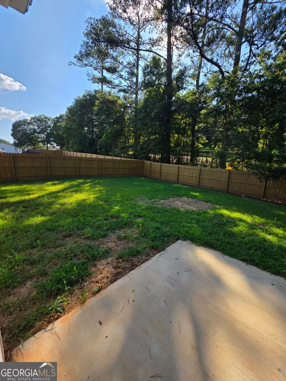 111 Charlotte CIR Statham, GA 30666