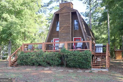 925 Barbara Point RD SW