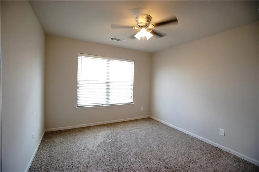 243 Fern Walk Lawrenceville, GA 30045
