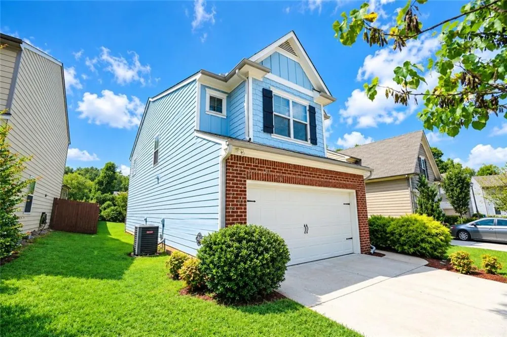 243 Fern Walk Lawrenceville, GA 30045