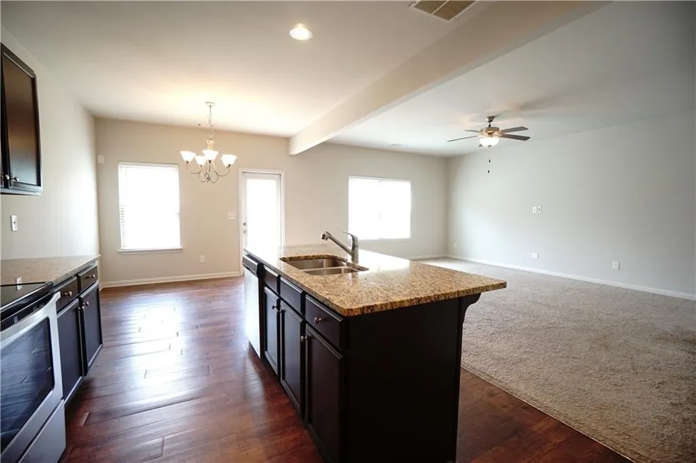 243 Fern Walk Lawrenceville, GA 30045