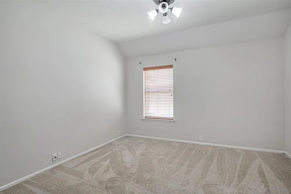 635 Blue Sky Drive Arlington, TX 76002