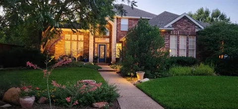 4816 Bellflower Way