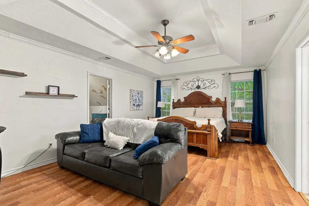 74 Meadow Hill Lane Sherman, TX 75090