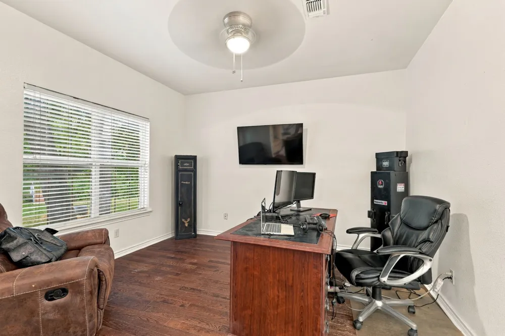 74 Meadow Hill Lane Sherman, TX 75090