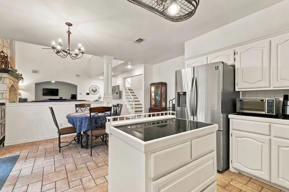 74 Meadow Hill Lane Sherman, TX 75090