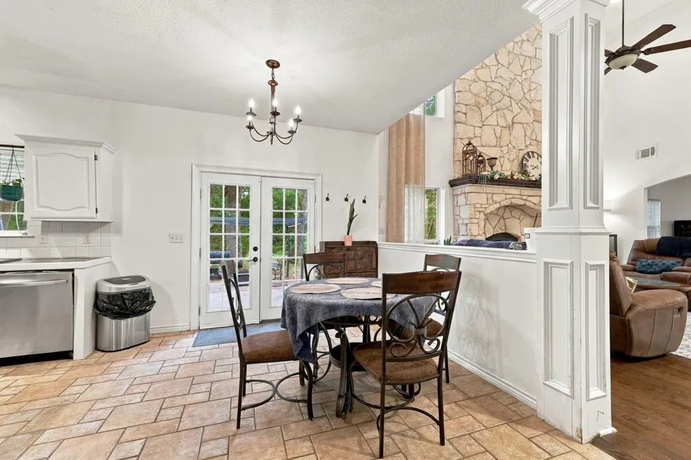 74 Meadow Hill Lane Sherman, TX 75090